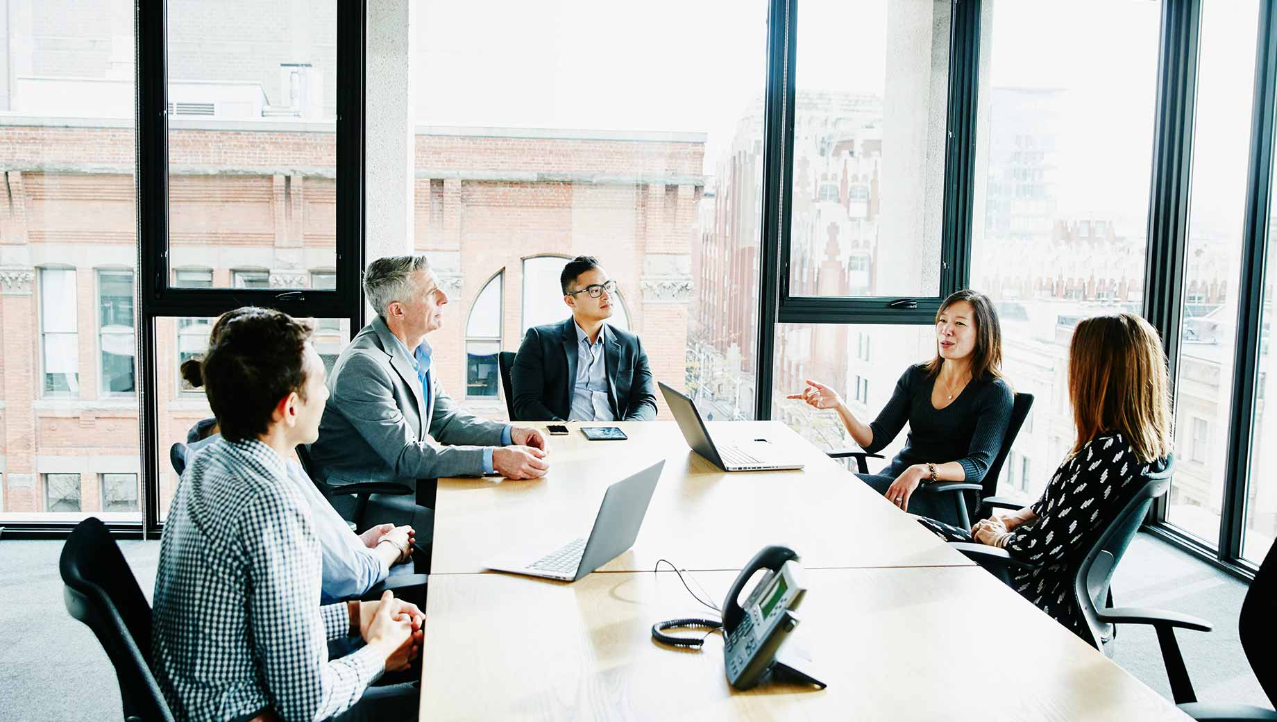 Đầu tư vào Việt Nam: Những chính sách hỗ trợ bạn cần biết để thành công